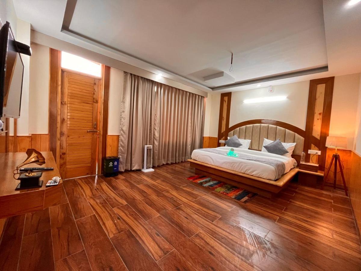 Le Green Resort, Mall Road Manali 外观 照片