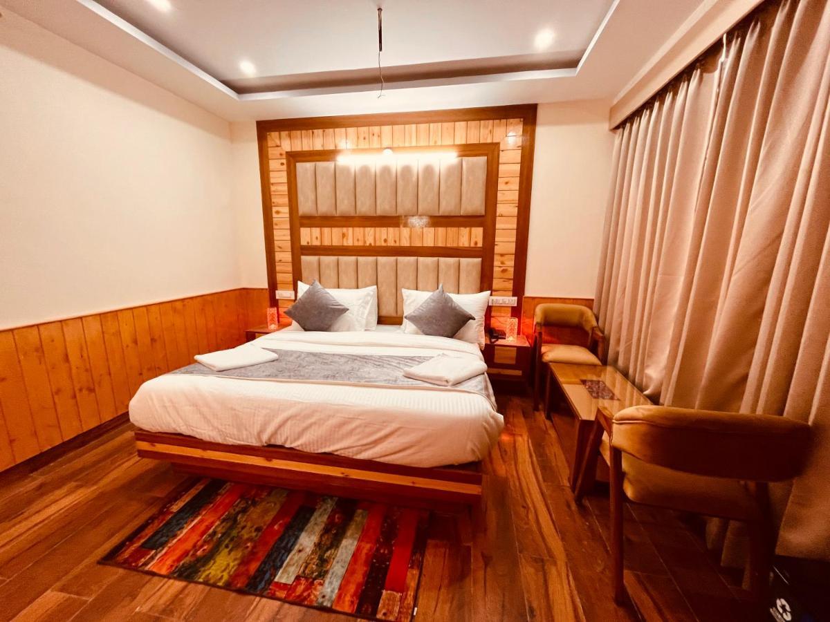 Le Green Resort, Mall Road Manali 外观 照片